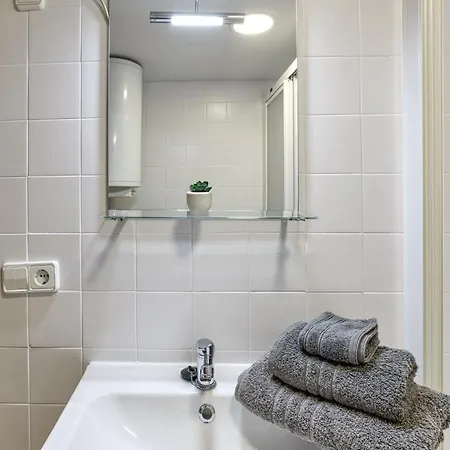 Salins 1 Apartment *