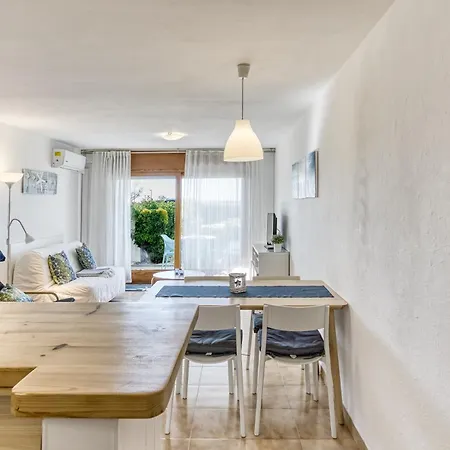 Salins 1 Apartament *
